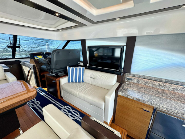 Tiara Yachts-53 Coupe 2017-SNEEZY Grand Haven-Michigan-United States-5622676