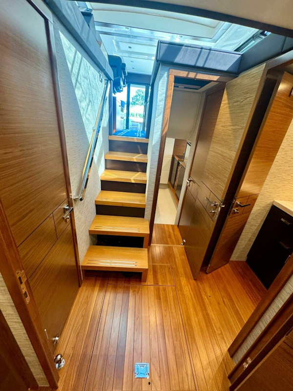 Tiara Yachts-53 Coupe 2017-SNEEZY Grand Haven-Michigan-United States-5622691