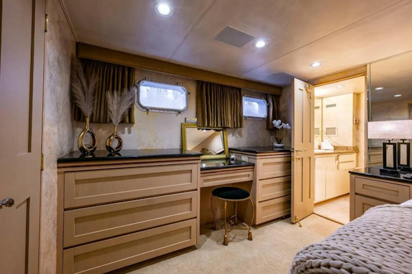 Broward-102 1991-Andiamo SEATTLE-Washington-United States-5627282