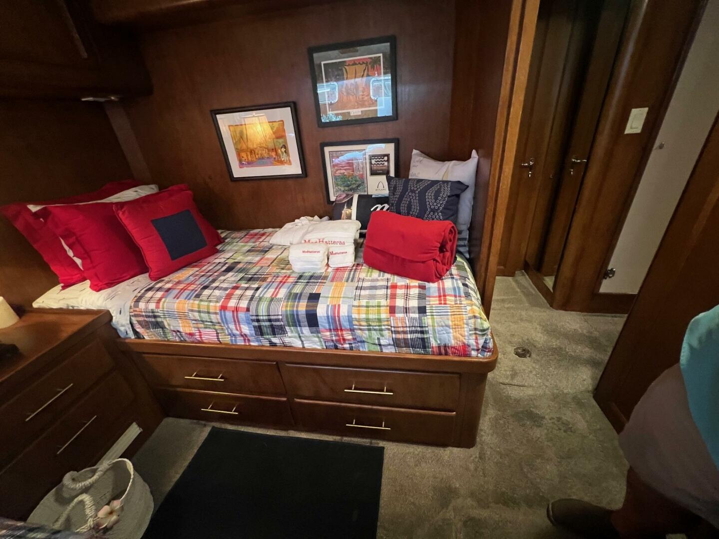 Hatteras-Motor Yacht 1988 -Seabrook-Texas-United States-5629777 | Thumbnail