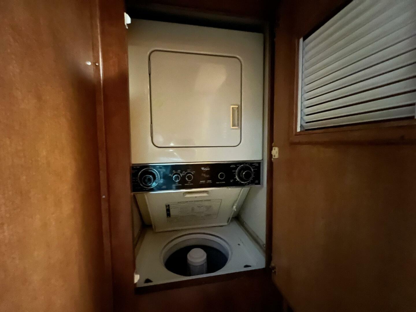 Hatteras-Motor Yacht 1988 -Seabrook-Texas-United States-5629759 | Thumbnail