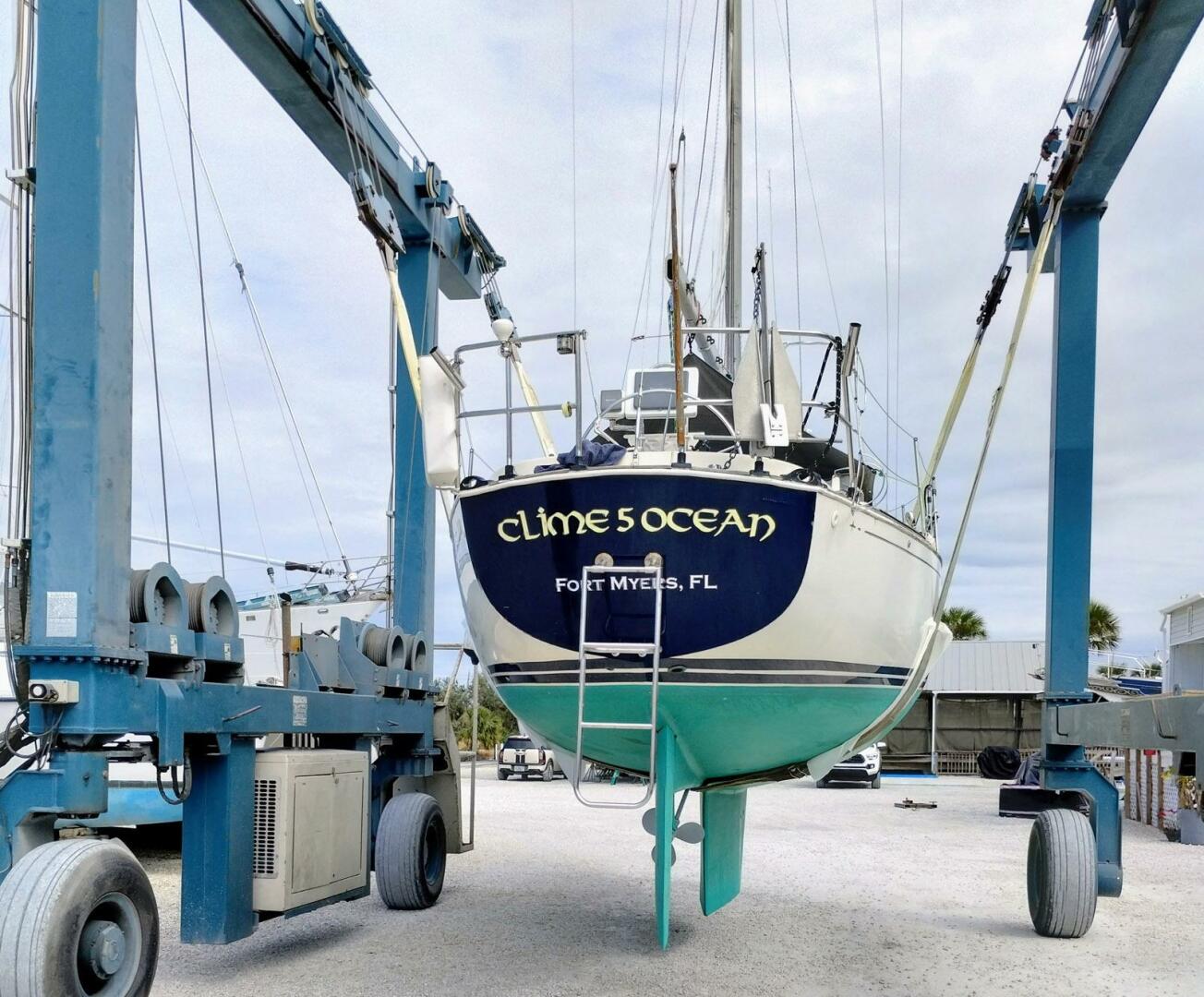 C&C-Landfall 35 1981-Clime 5 Ocean Palmetto-Florida-United States-5630705 | Thumbnail