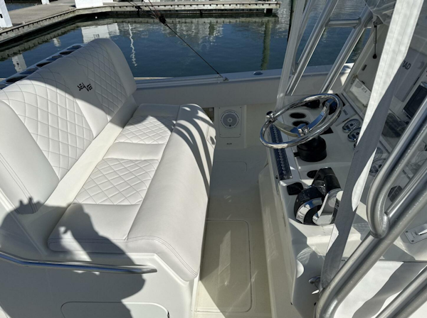 SeaVee-390Z 2015-Showtime Cape May-New Jersey-United States-5759452