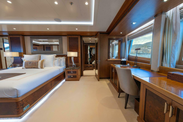 Timmerman-Custom Tri-Deck 2009-LATITUDE Viareggio-Italy-5826406