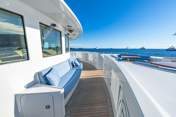Timmerman-Custom Tri-Deck 2009-LATITUDE Viareggio-Italy-Bridge Deck Seating-5758213