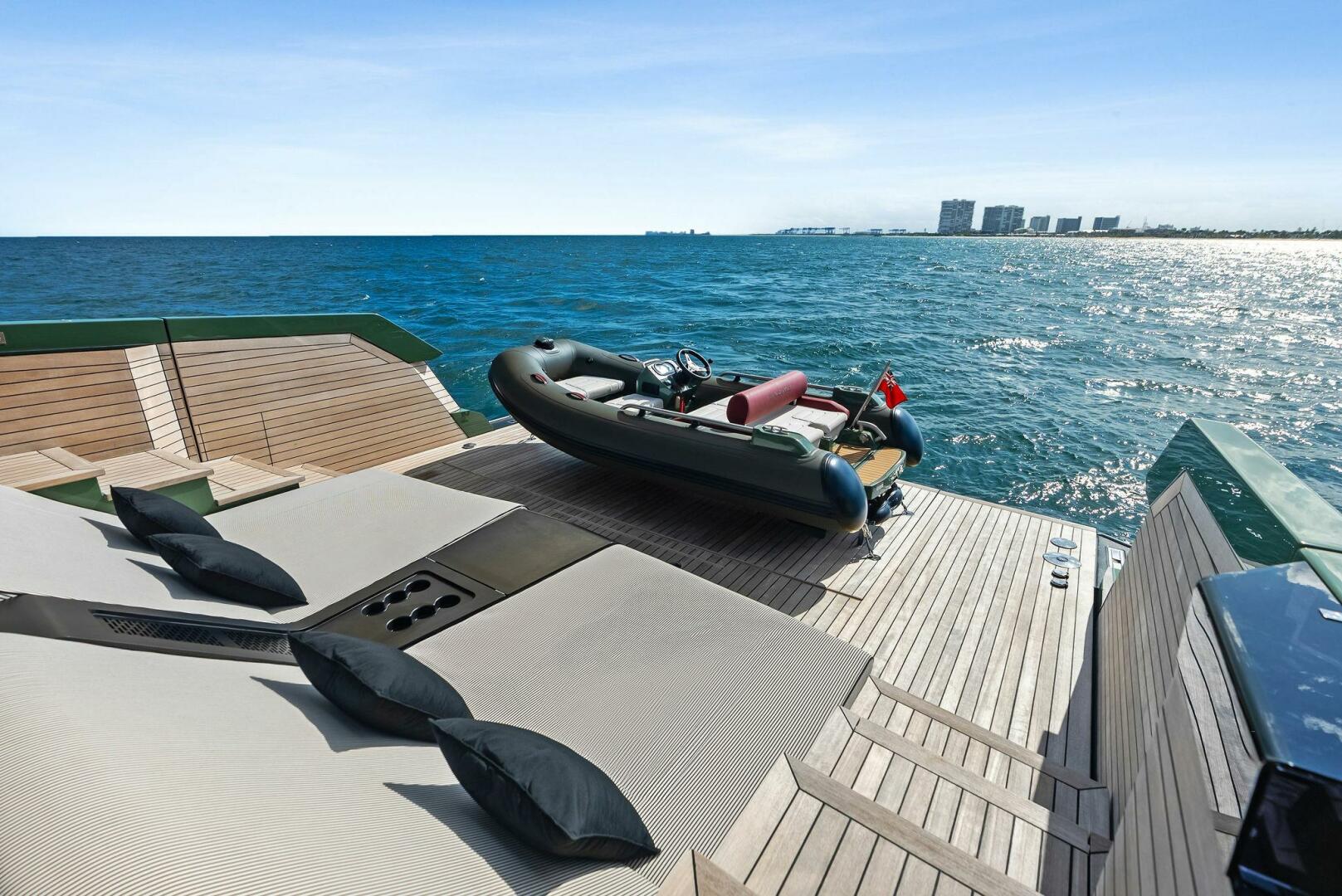 Wally-Wallywhy 100 2025-ANOTHER WORLD Fort Lauderdale-Florida-United States-5706523 | Thumbnail