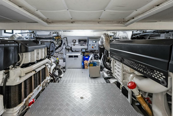 Wally-Wallywhy 100 2025-ANOTHER WORLD Fort Lauderdale-Florida-United States-5706630