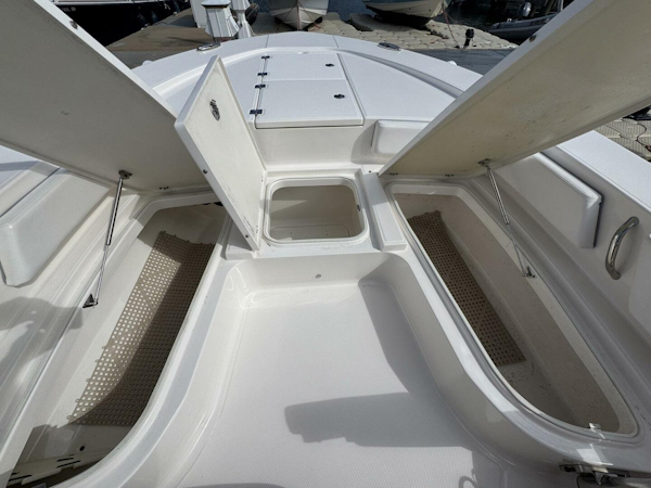 Robalo-246 Cayman 2021 -Mt. Pleasant-South Carolina-United States-5639237