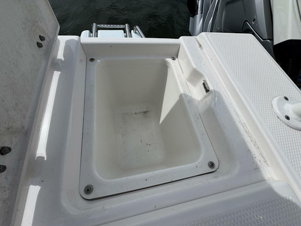 Robalo-246 Cayman 2021 -Mt. Pleasant-South Carolina-United States-5639250