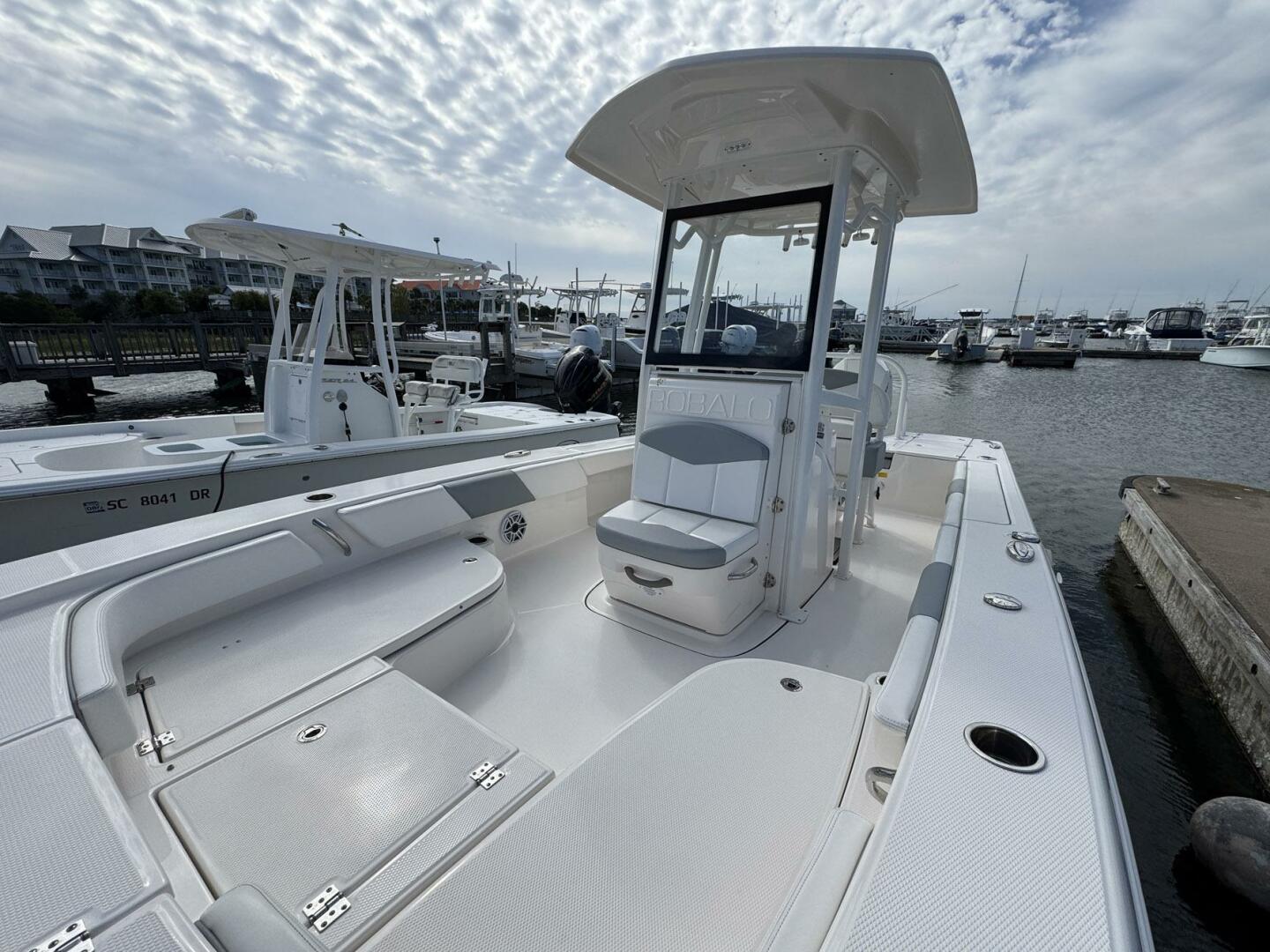 Robalo-246 Cayman 2021 -Mt. Pleasant-South Carolina-United States-5639215 | Thumbnail