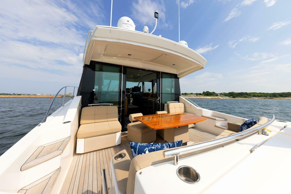 Tiara Yachts-5000 Express 2014-Salty Sam New Bedford-Massachusetts-United States-5640792