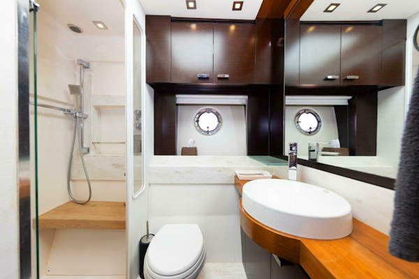 Tiara Yachts-5000 Express 2014-Salty Sam New Bedford-Massachusetts-United States-5640808