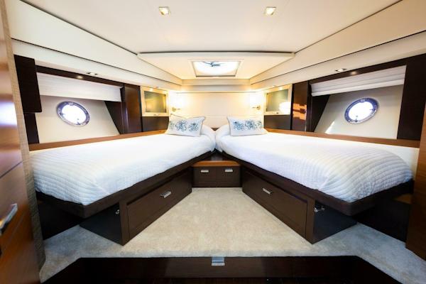 Tiara Yachts-5000 Express 2014-Salty Sam New Bedford-Massachusetts-United States-5640778