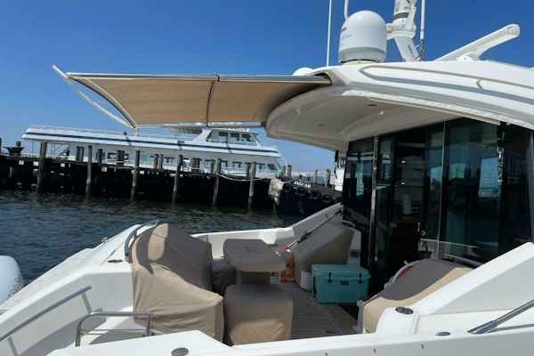 Tiara Yachts-5000 Express 2014-Salty Sam New Bedford-Massachusetts-United States-5640775