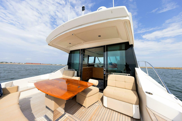 Tiara Yachts-5000 Express 2014-Salty Sam New Bedford-Massachusetts-United States-5640793