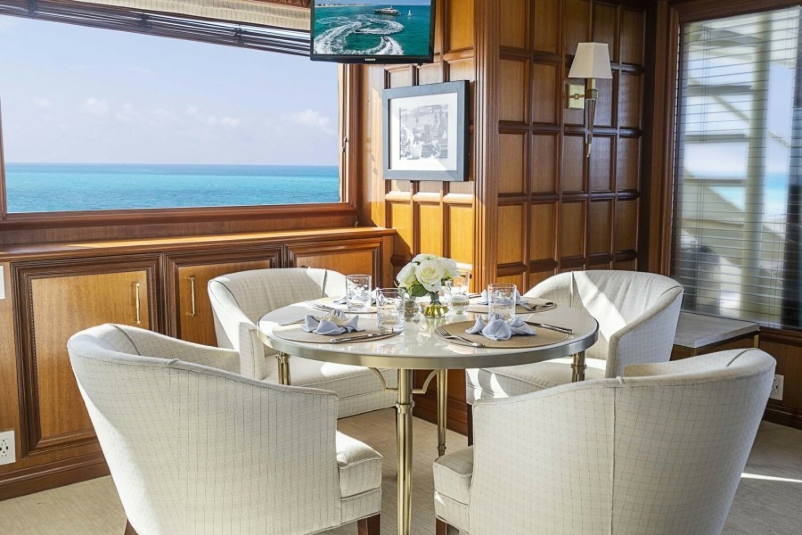 Broward-Raised Pilothouse 2000-TRUE NORTH Boca Raton-Florida-United States-Salon-5641739 | Thumbnail