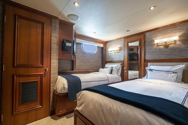 Broward-Raised Pilothouse 2000-TRUE NORTH Boca Raton-Florida-United States-Twin Guest-5641754