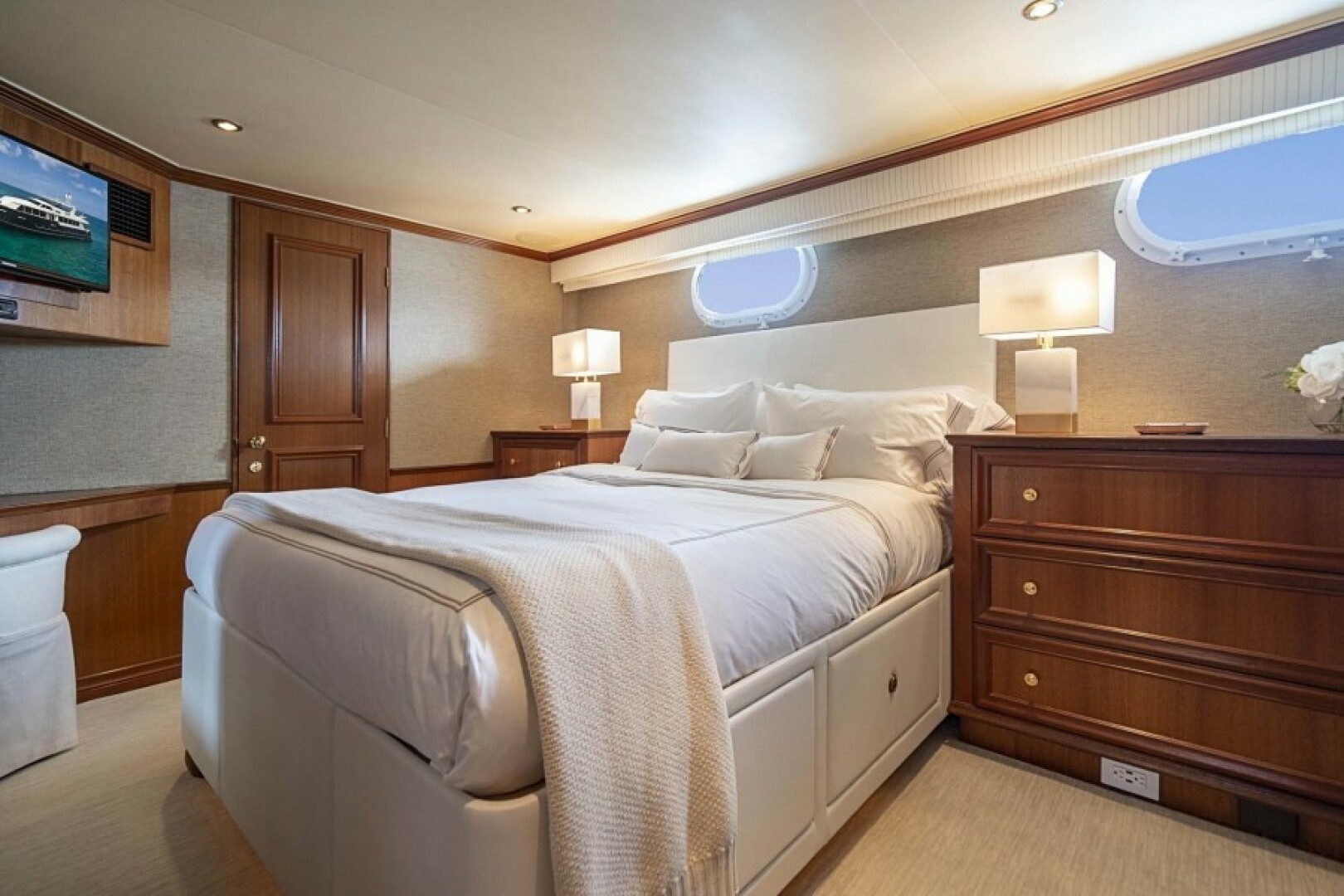 Broward-Raised Pilothouse 2000-TRUE NORTH Boca Raton-Florida-United States-Port Guest-5641750 | Thumbnail