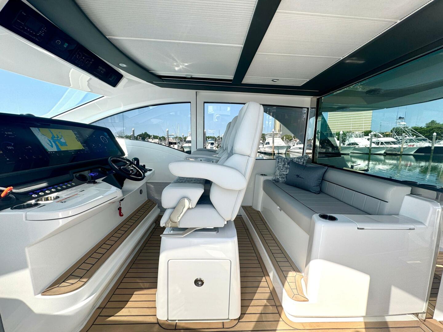 Valhalla Boatworks-V55 Sport Yacht 2027 -St. Clair Shores-Michigan-United States-5671255 | Thumbnail