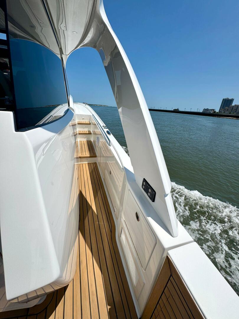 Valhalla Boatworks-V55 Sport Yacht 2027 -St. Clair Shores-Michigan-United States-5671248 | Thumbnail