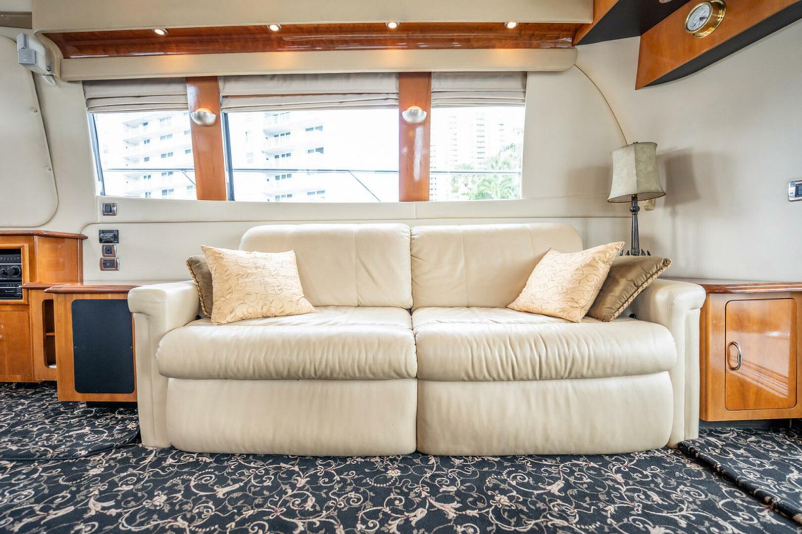 Carver-56 Voyager 2005-Sound Traveler Fort Lauderdale-Florida-United States-5642942 | Thumbnail