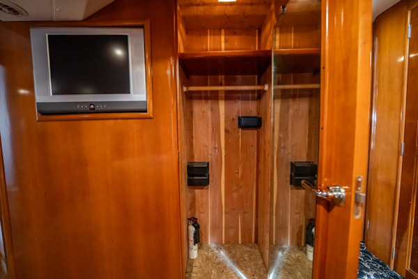 Carver-56 Voyager 2005-Sound Traveler Fort Lauderdale-Florida-United States-5642961