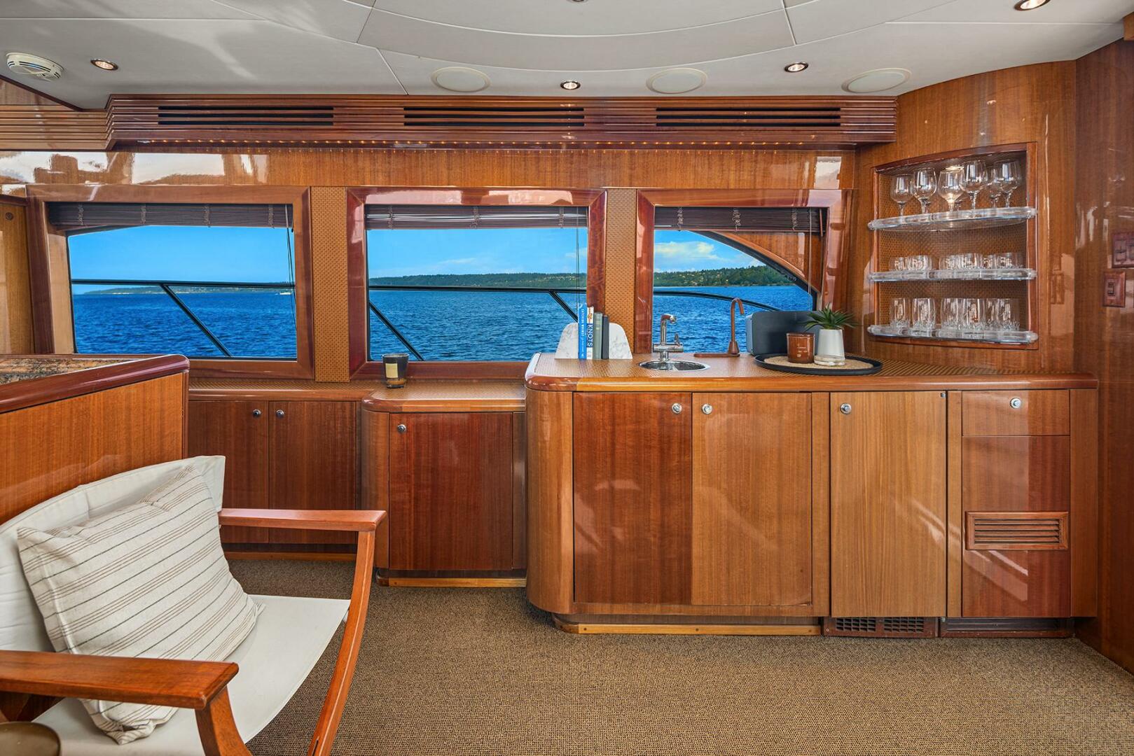 Hatteras-Cockpit Motoryacht 2001-BELLISSIMO Seattle-Washington-United States-Galley-5675065 | Thumbnail