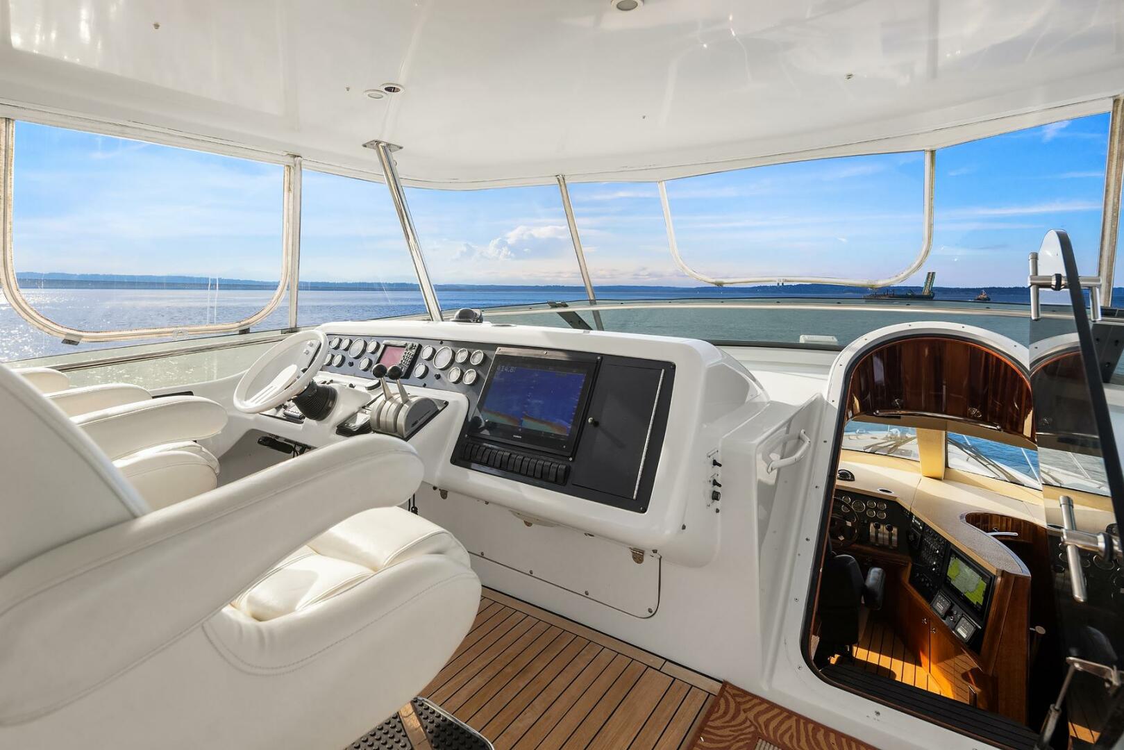Hatteras-Cockpit Motoryacht 2001-BELLISSIMO Seattle-Washington-United States-Upper Helm-5675082 | Thumbnail
