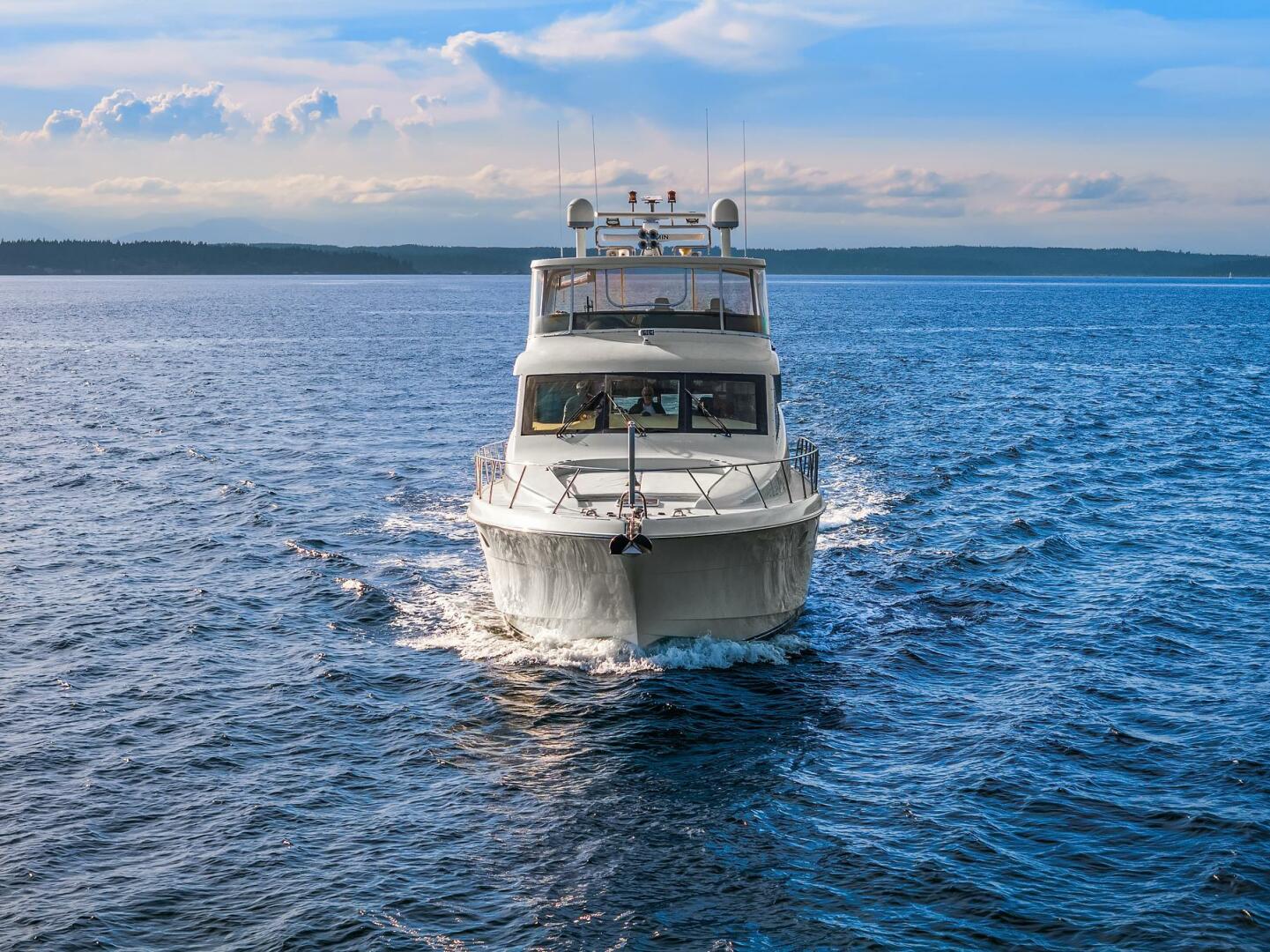 Hatteras-Cockpit Motoryacht 2001-BELLISSIMO Seattle-Washington-United States-Bow-5675092 | Thumbnail