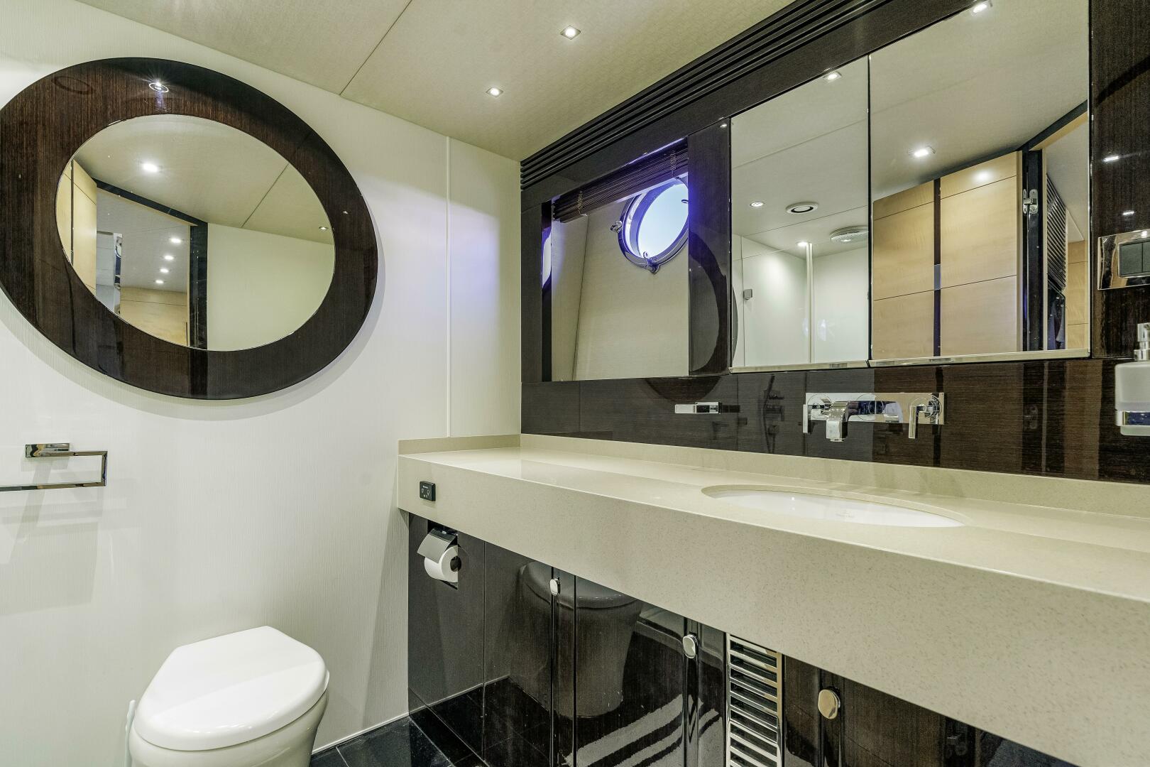 Sunseeker-Predator 2014 -New York-New York-United States-5646965 | Thumbnail