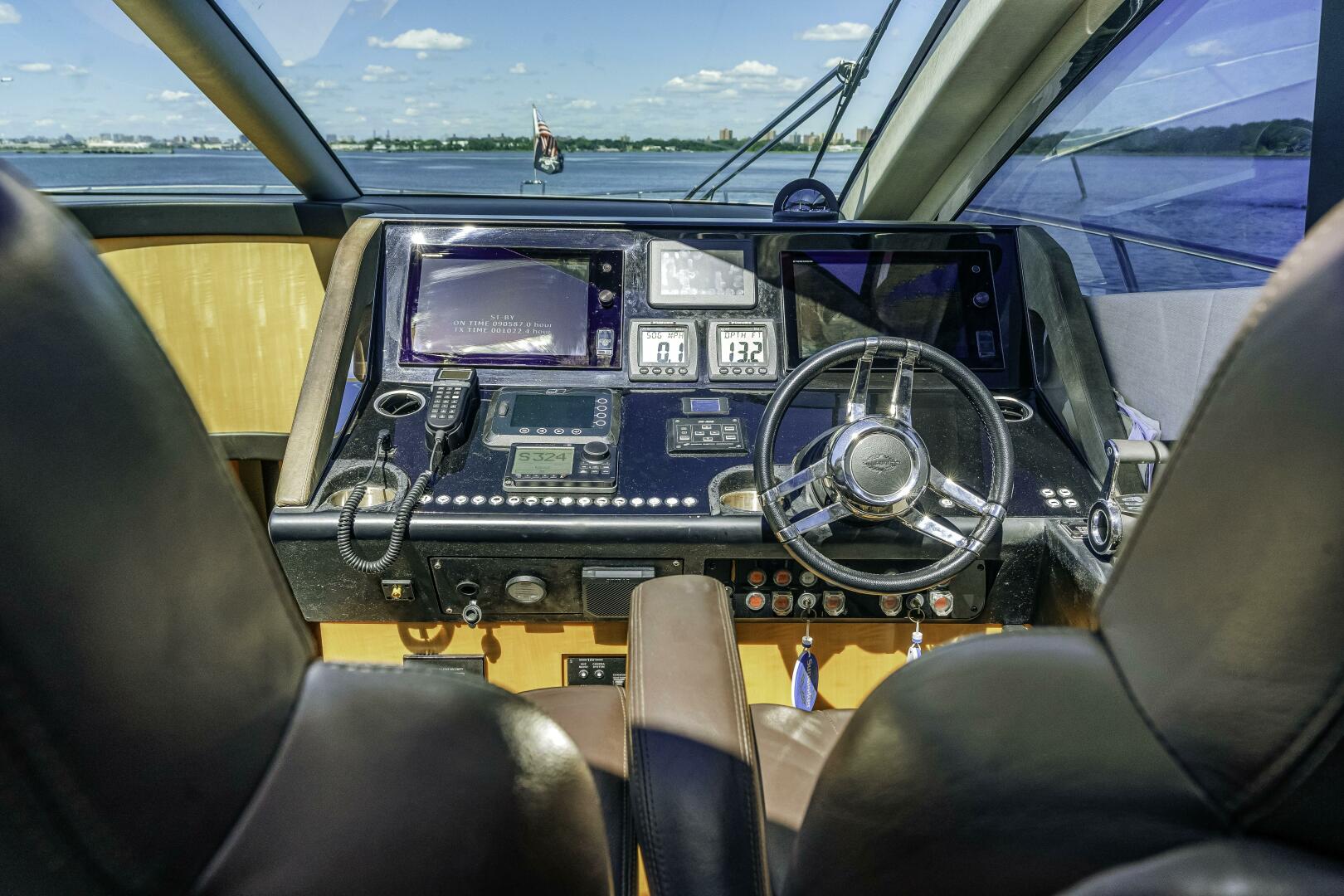 Sunseeker-Predator 2014 -New York-New York-United States-5646973 | Thumbnail