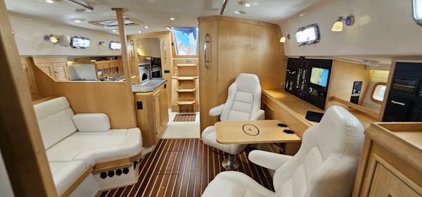 Island Packet-439 2023-Hawkeye St Petersburg-Florida-United States-5659819