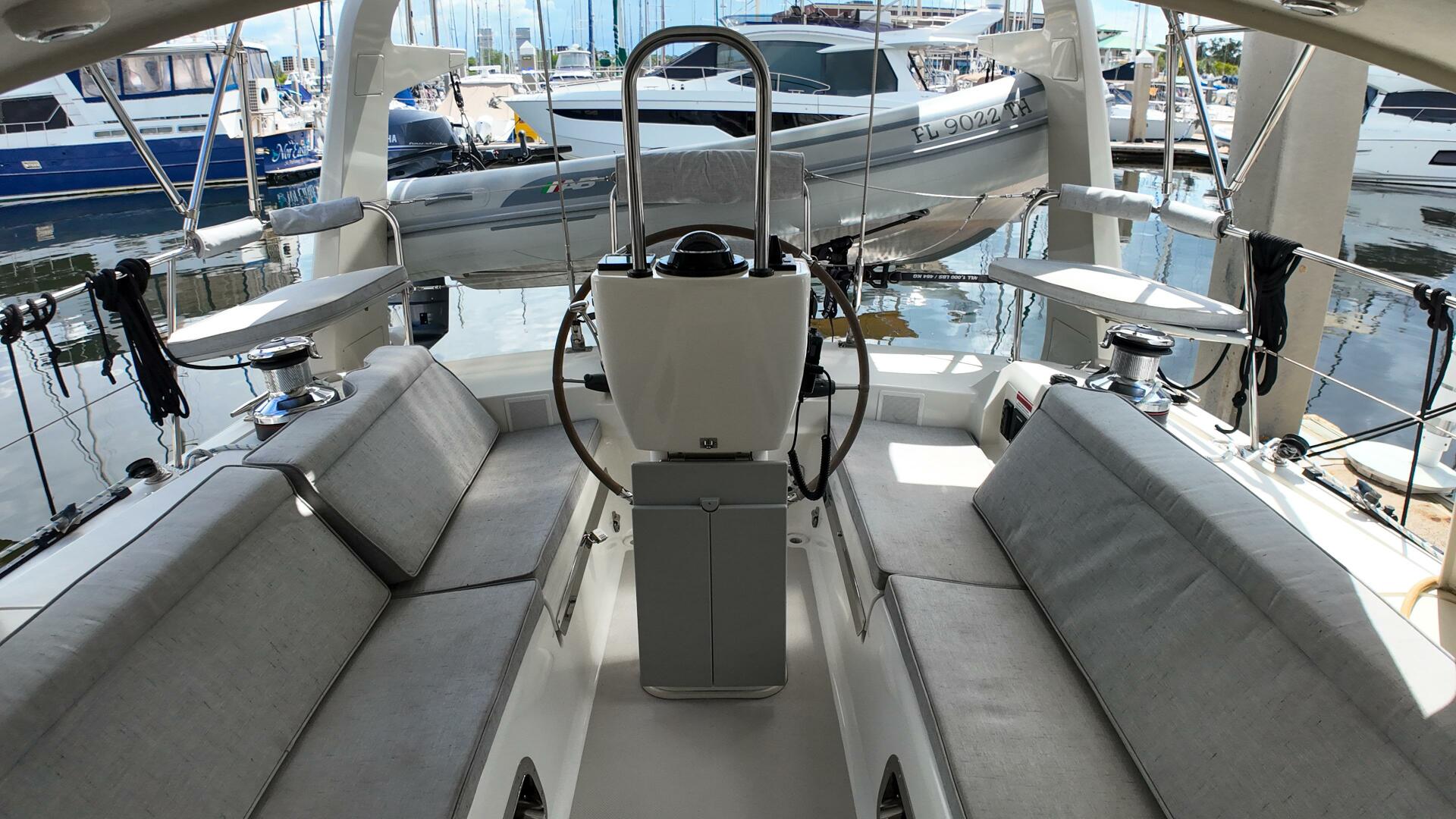 Island Packet-439 2023-Hawkeye St Petersburg-Florida-United States-5663107 | Thumbnail