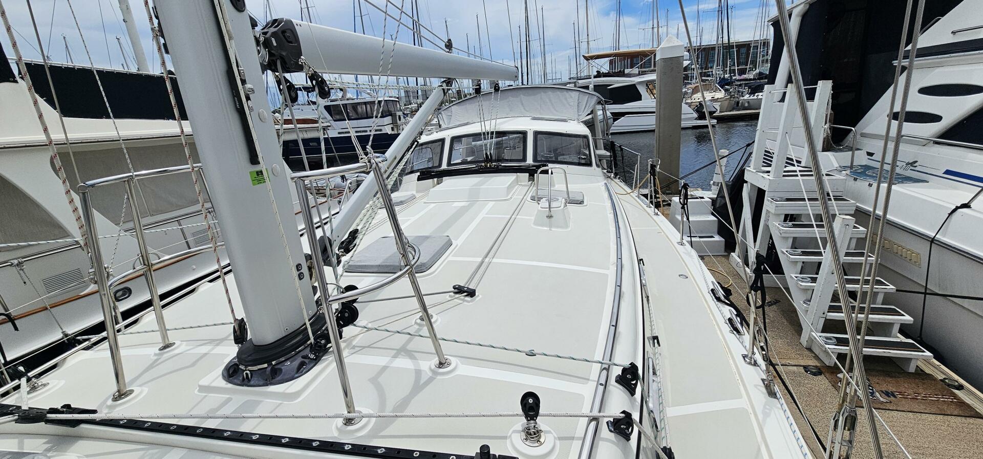 Island Packet-439 2023-Hawkeye St Petersburg-Florida-United States-5659811 | Thumbnail