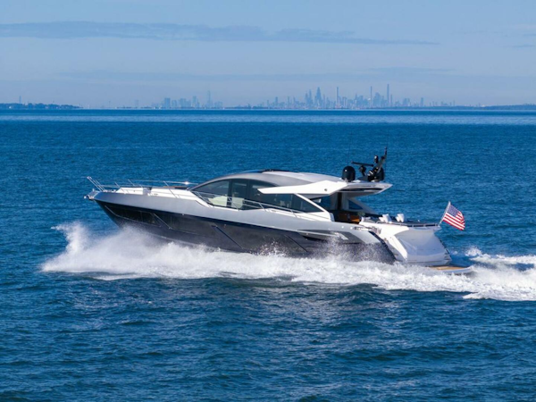 Sunseeker-Predator 2020 -Fort Lauderdale-Florida-United States-5648804