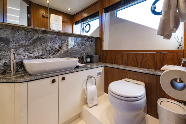 Sunseeker-Predator 2020 -Fort Lauderdale-Florida-United States-5648837