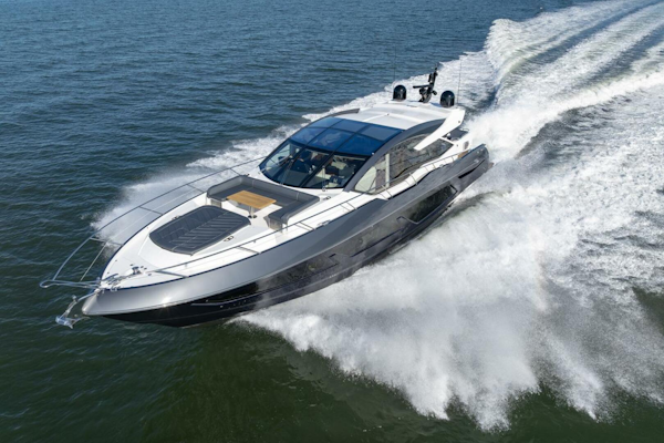 Sunseeker-Predator 2020 -Fort Lauderdale-Florida-United States-5648806