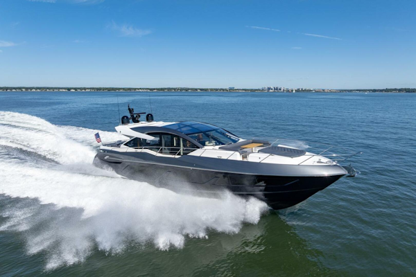 Sunseeker-Predator 2020 -Fort Lauderdale-Florida-United States-5648816