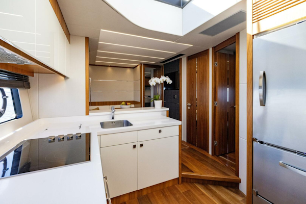 Sunseeker-Predator 2020 -Fort Lauderdale-Florida-United States-5648844