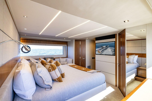 Sunseeker-Predator 2020 -Fort Lauderdale-Florida-United States-5648836