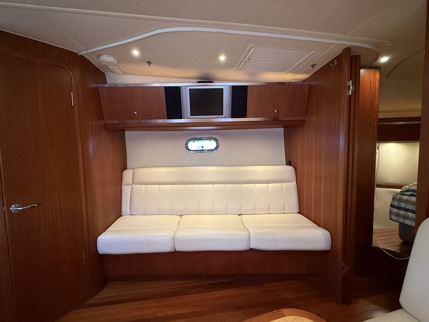Tiara Yachts-3600 Sovran 2005-Blue Skys Cape Coral-Florida-United States-5648972 | Thumbnail