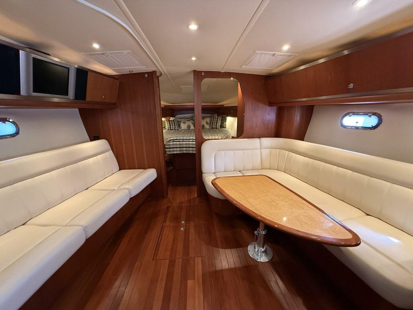 Tiara Yachts-3600 Sovran 2005-Blue Skys Cape Coral-Florida-United States-5648973 | Thumbnail