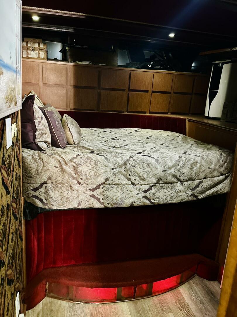 Custom-80 Brigantine 1977-Devils Gauntlet Long Beach-California-United States-5665168 | Thumbnail