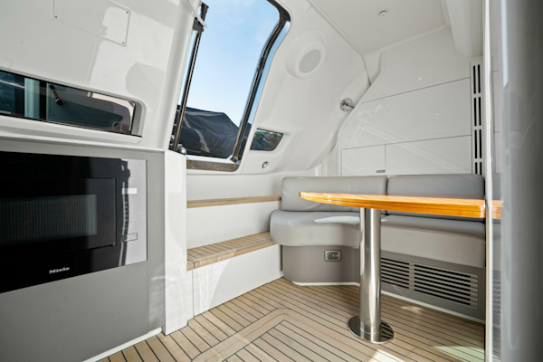 Princess-Y95 2025-Just Perfect Jupiter-Florida-United States-Princess Y95 JUST  PERFECT  Crew Quarters-5842117