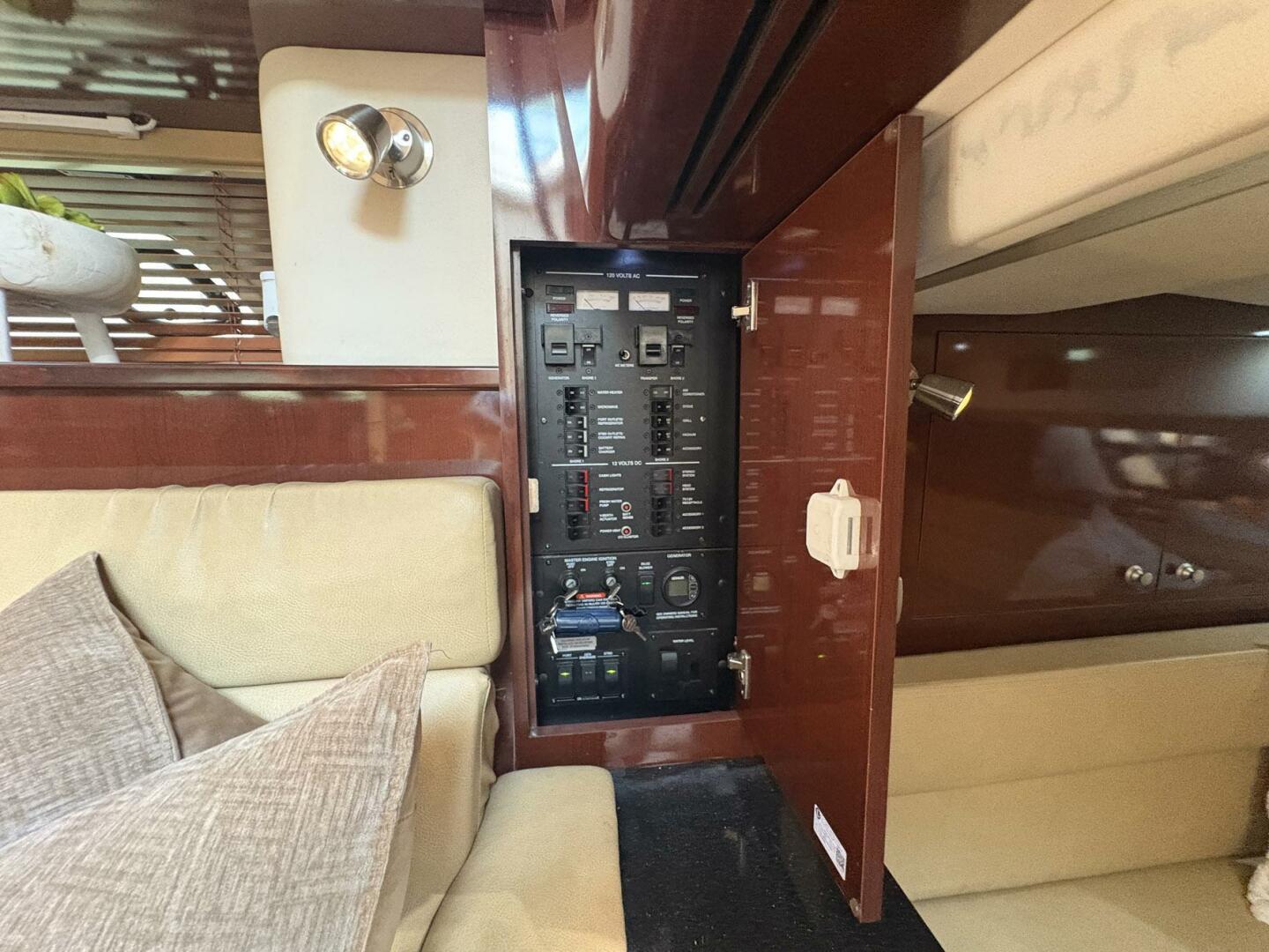 Sea Ray-350 Sundancer 2009-100MILL Mount Pleasant-South Carolina-United States-5666643 | Thumbnail