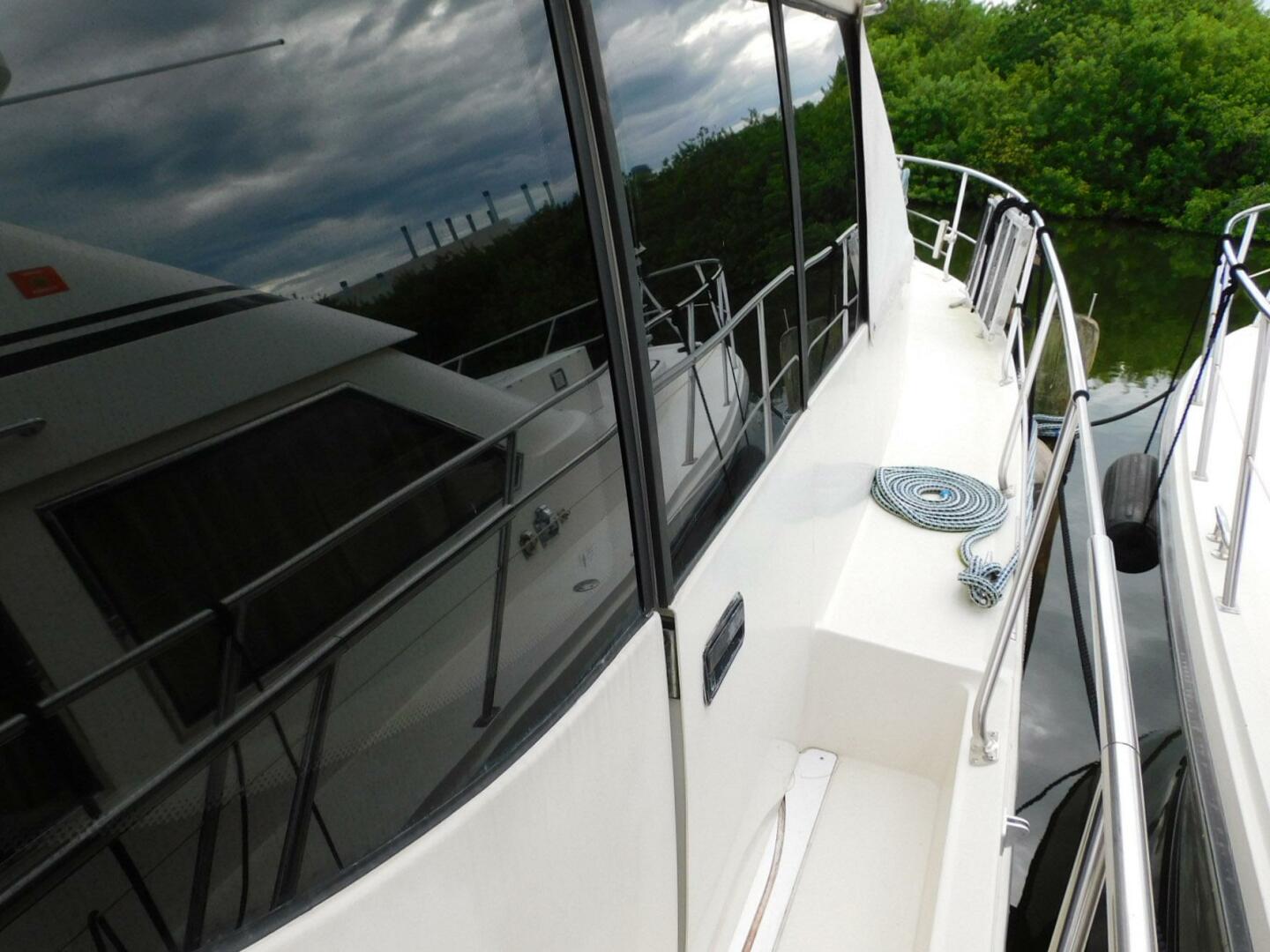 Carver-570 Voyager Pilothouse 2002-Waterdog Merritt Island-Florida-United States-5674852 | Thumbnail