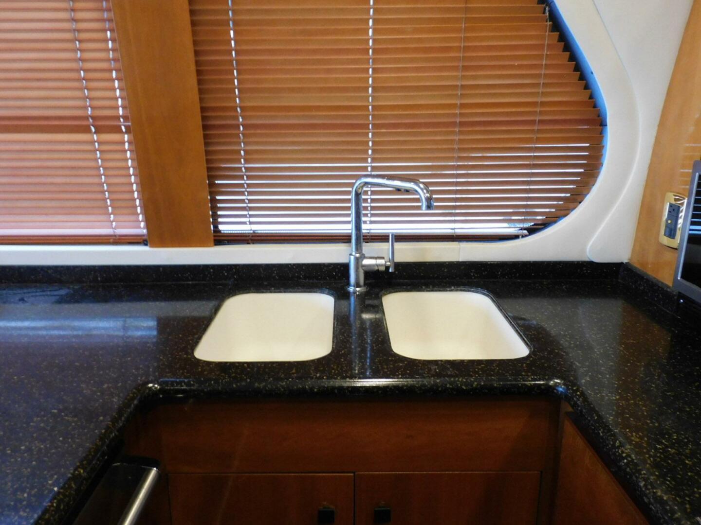 Carver-570 Voyager Pilothouse 2002-Waterdog Merritt Island-Florida-United States-5674827 | Thumbnail