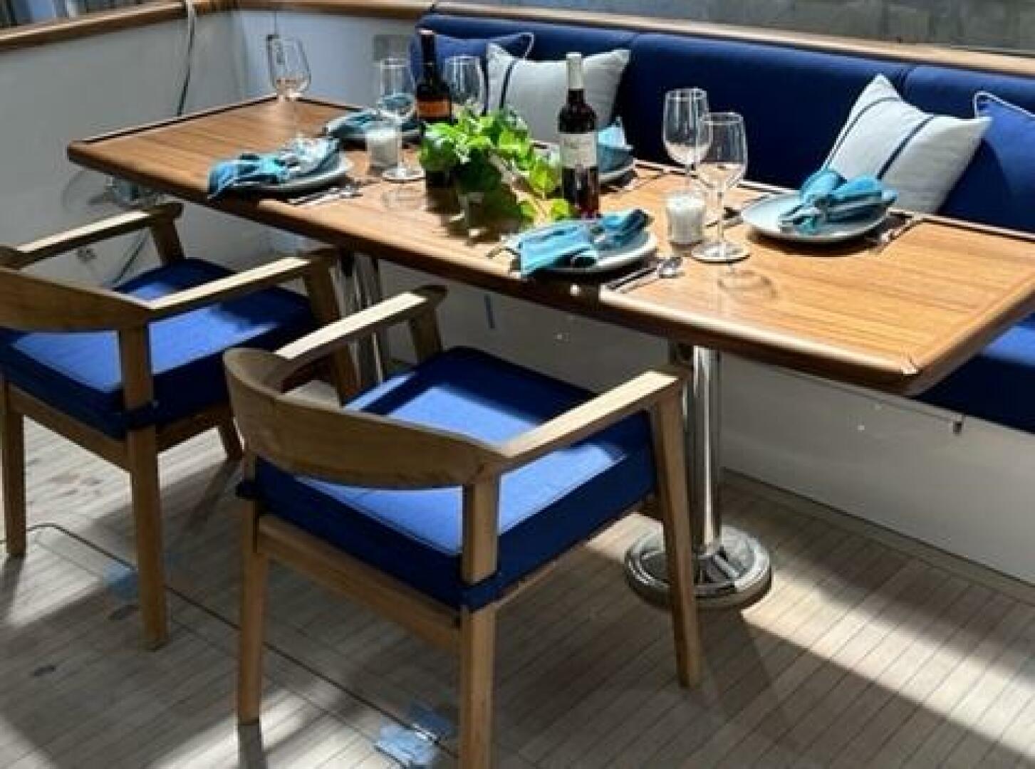 Offshore Yachts-ELV 2023-Vingilot Anacortes-Washington-United States-Cockpit seating-5678088 | Thumbnail