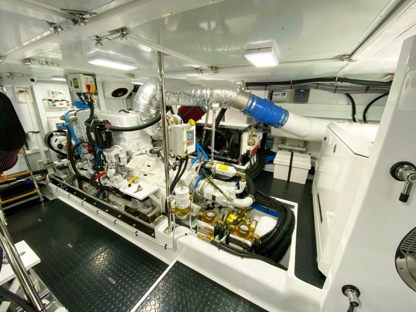 Offshore Yachts-ELV 2023-Vingilot Anacortes-Washington-United States-Engine room-5678089 | Thumbnail
