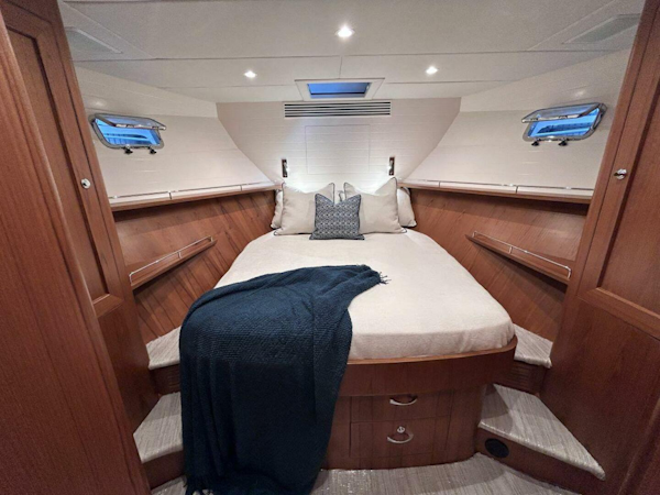 Offshore Yachts-ELV 2023-Vingilot Anacortes-Washington-United States-VIP Cabin-5678122